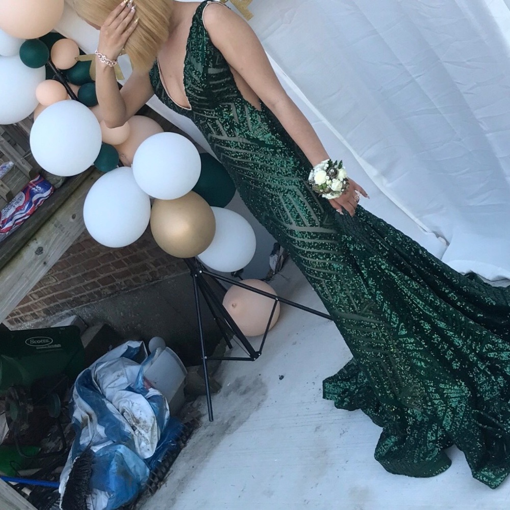 Prom Dress - Picture 2 of 6